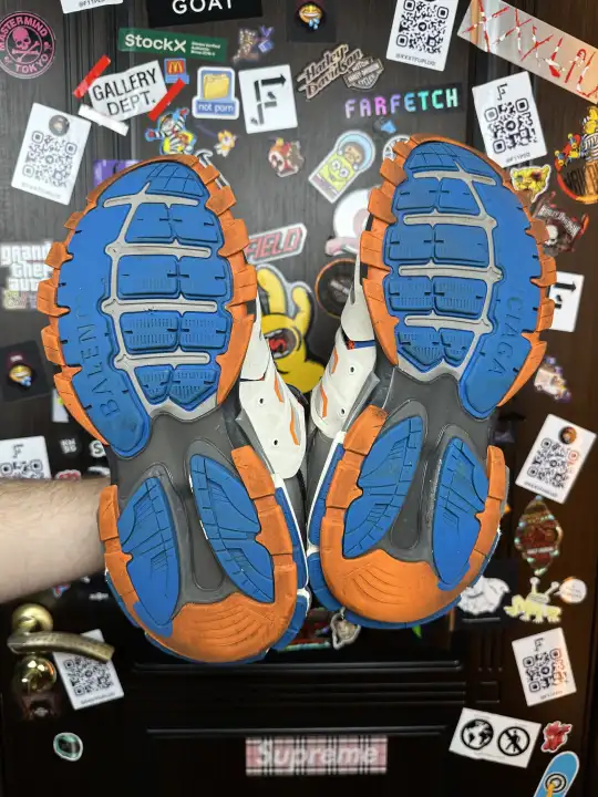 Balenciaga Track 1 Fist release, detail view 9