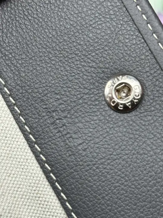 Goyard Goyard Grey Saint Louis Wallet, detail view 4
