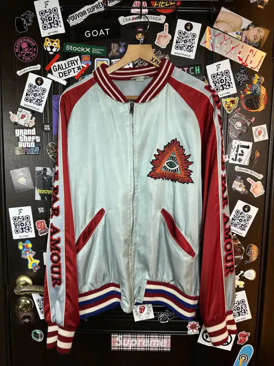 Gucci Gucci SS17 Amour illuminati Silk/Viscose XXL Bomber, detail view 3