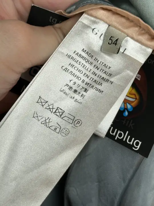 Gucci Gucci SS17 Amour illuminati Silk/Viscose XXL Bomber, detail view 23