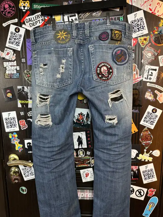OMB x ERD OMB X ERD "FUCK PEDOPHILIA" Jeans, detail view 3