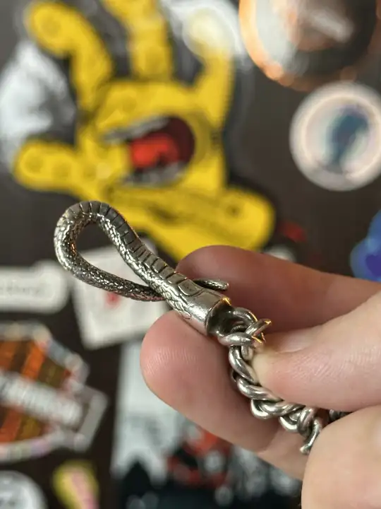 OMB x ERD OMB X ERD VVS Edenic Serpent Bracelet, detail view 17