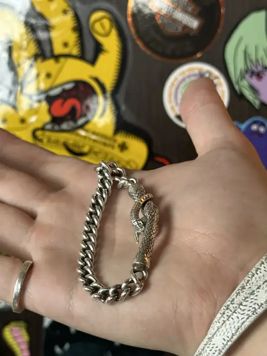 OMB x ERD OMB X ERD VVS Edenic Serpent Bracelet, detail view 13