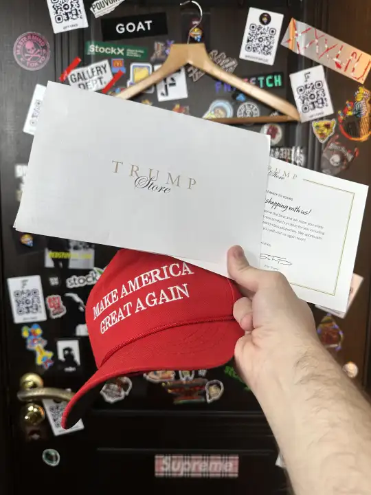 Trump Make America Great Again (MAGA) Cap Trump Store, detail view 10