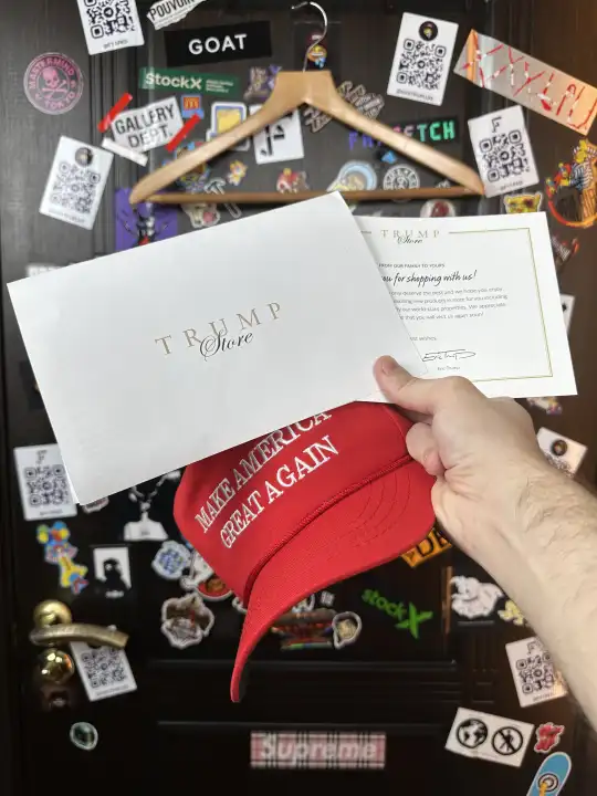 Trump Make America Great Again (MAGA) Cap Trump Store, detail view 11
