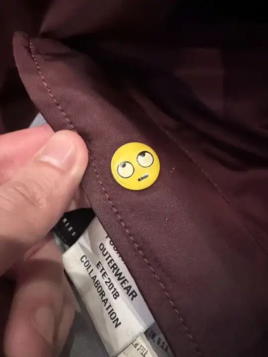 Vetements Burgundy Bomber Emoji XS, detail view 23