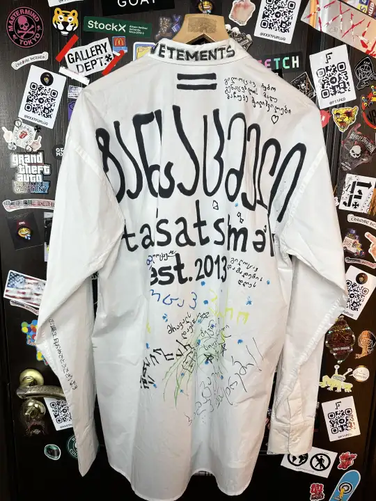 Vetements Tansatsmeli Happy Birthday, detail view 5