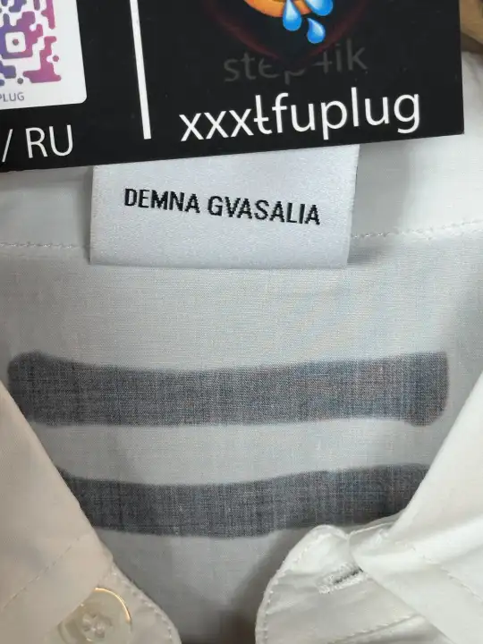 Vetements Tansatsmeli Happy Birthday, detail view 10