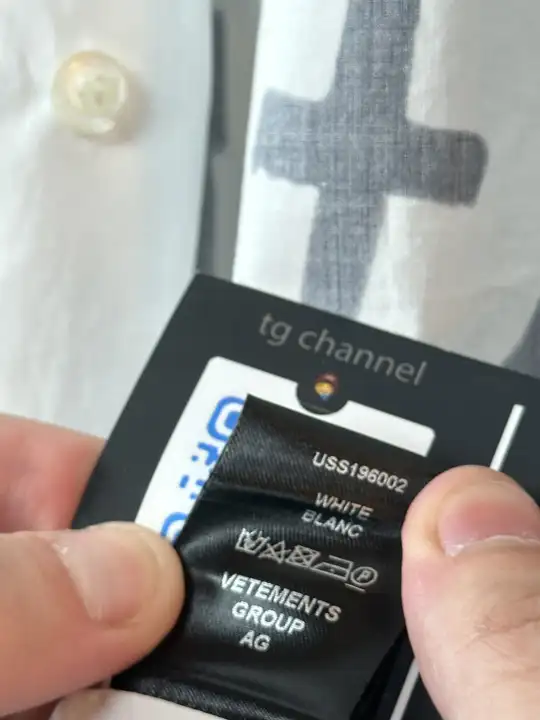 Vetements Tansatsmeli Happy Birthday, detail view 14