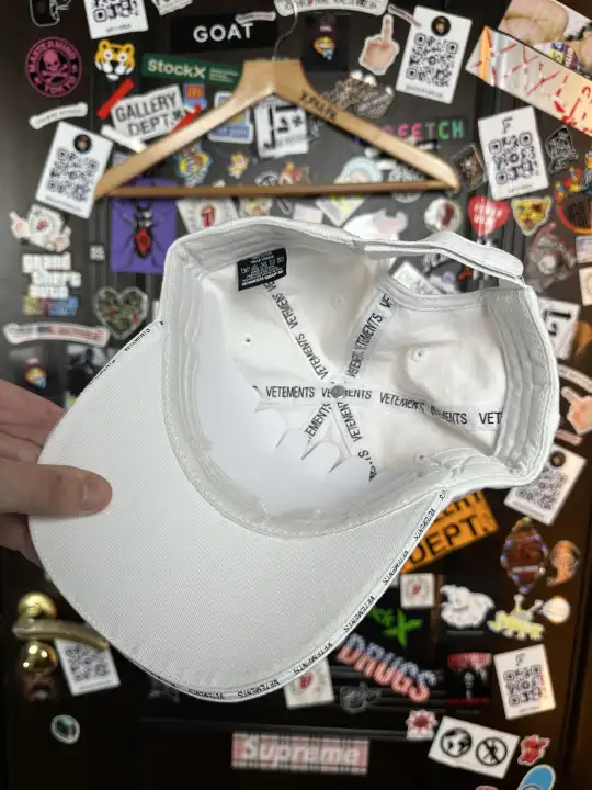 Vetements VETEMENTS NWT AW18 “Genetically Modified” Cap, detail view 12