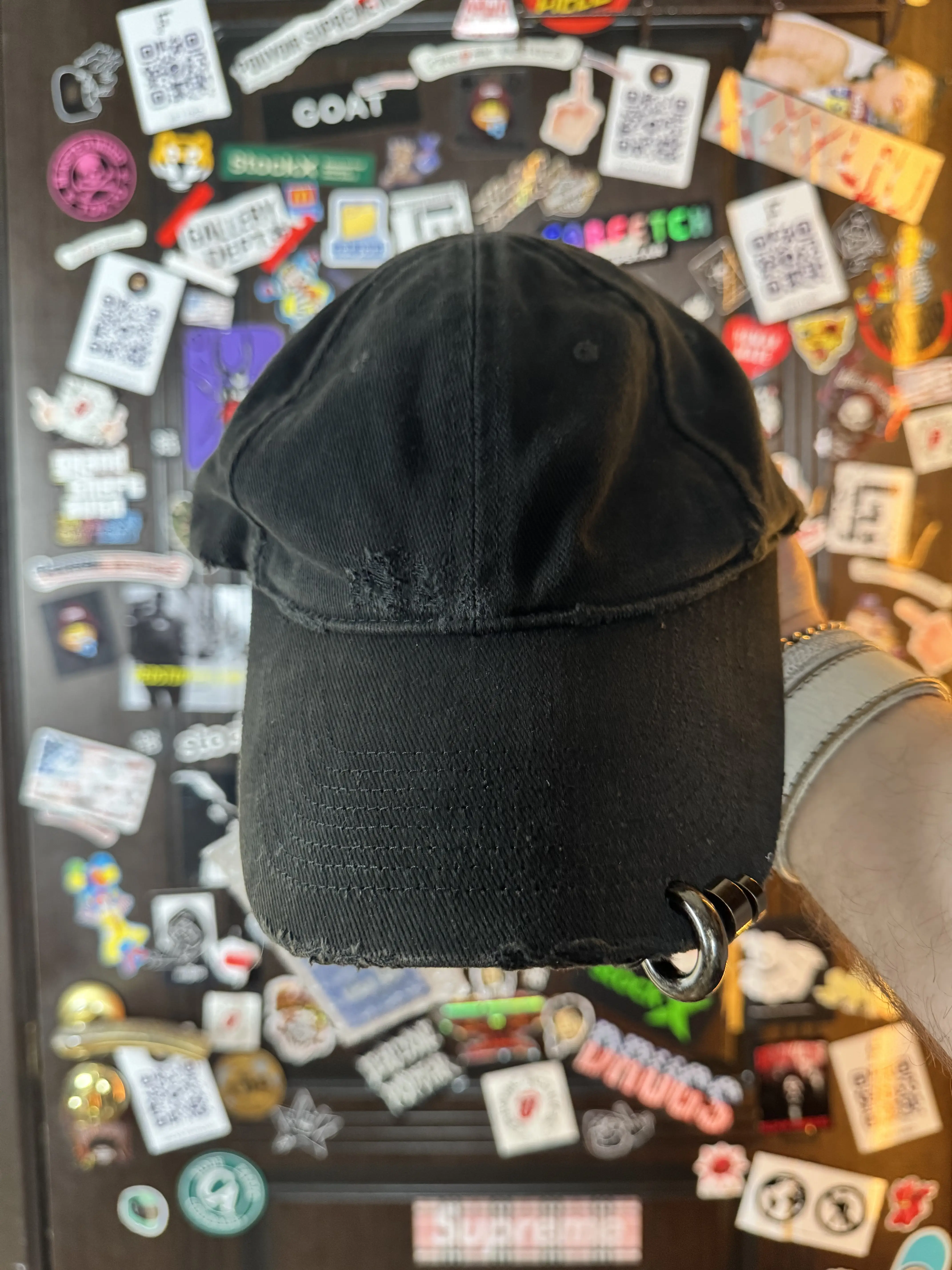 Balenciaga Balenciaga Piercing Cap M