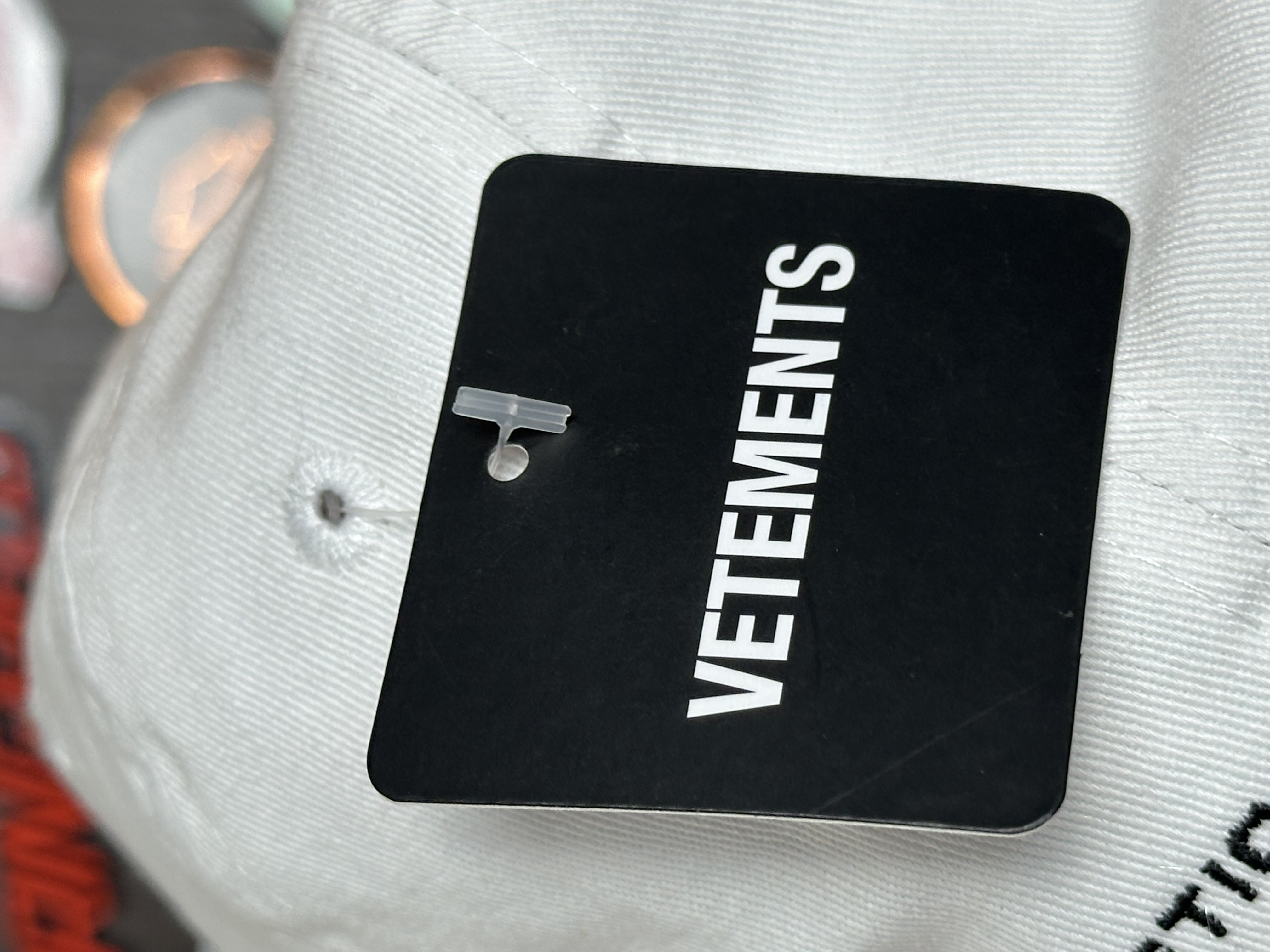 Vetements VETEMENTS NWT AW18 “Genetically Modified” Cap